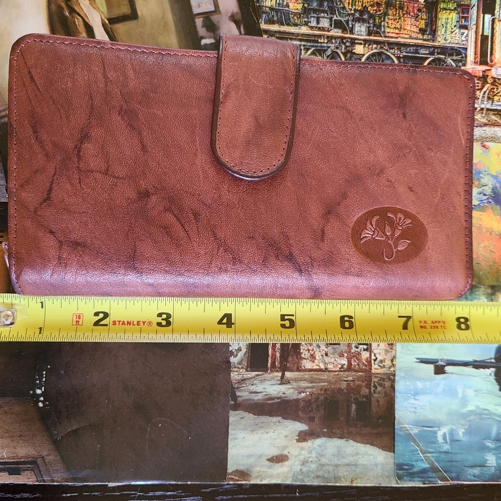 Brown Wallet - Picture 3 of 8